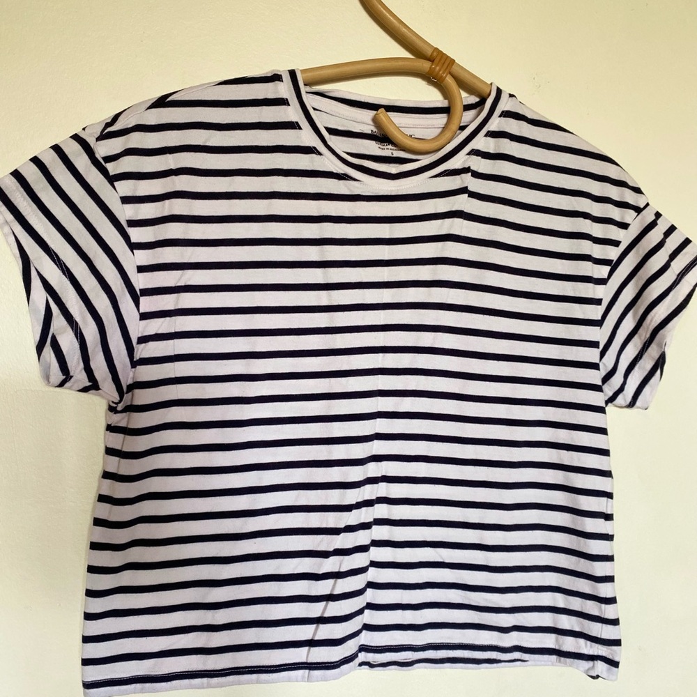 Banana Republic Black and White Boxy Cuffed Sleeve Tee